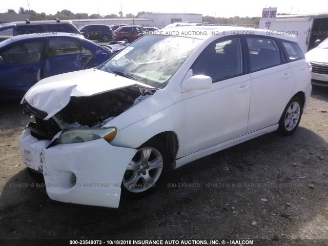 2T1KR32E56C576545 - 2006 TOYOTA COROLLA MATRIX XR WHITE photo 2