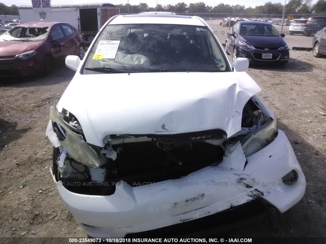 2T1KR32E56C576545 - 2006 TOYOTA COROLLA MATRIX XR WHITE photo 6