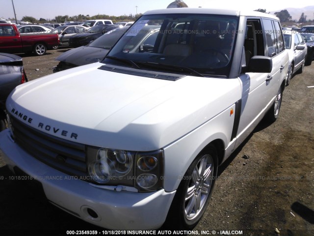 SALME11474A155339 - 2004 LAND ROVER RANGE ROVER HSE WHITE photo 2