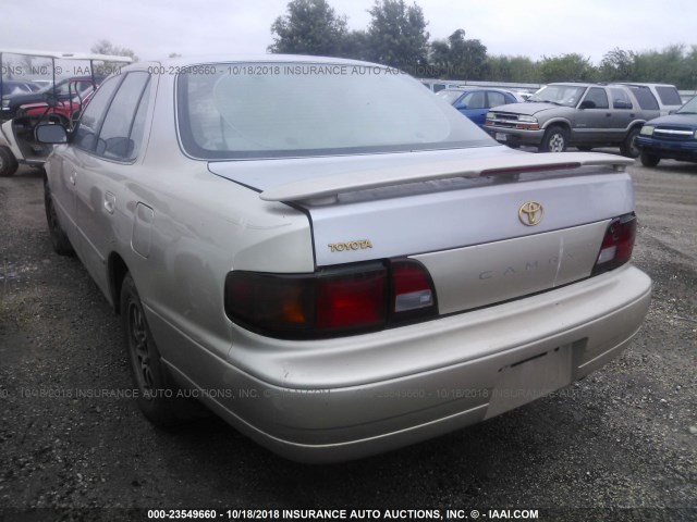 4T1BG12KXTU774497 - 1996 TOYOTA CAMRY DX/LE/XLE GOLD photo 3