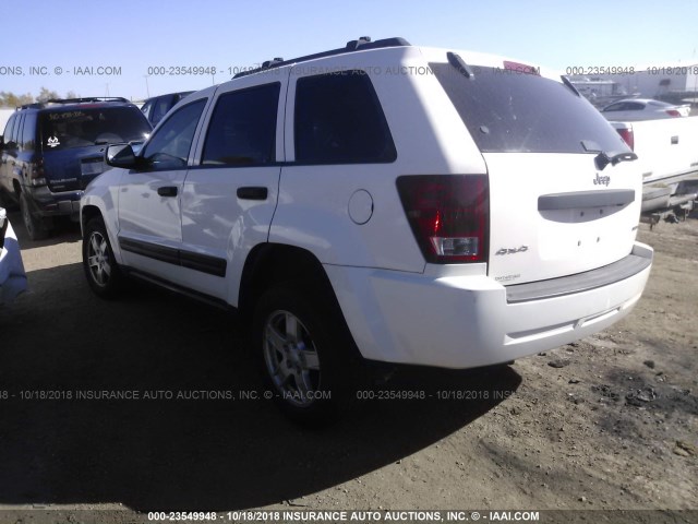 1J4GR48K35C592642 - 2005 JEEP GRAND CHEROKEE LAREDO/COLUMBIA/FREEDOM WHITE photo 3