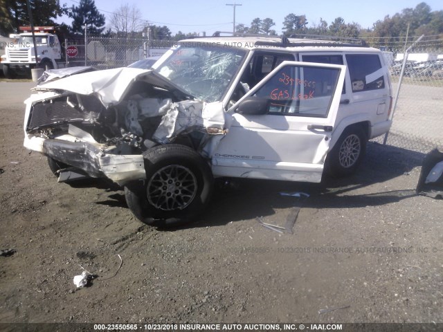 1J4FJ78S8VL608502 - 1997 JEEP CHEROKEE COUNTRY WHITE photo 2