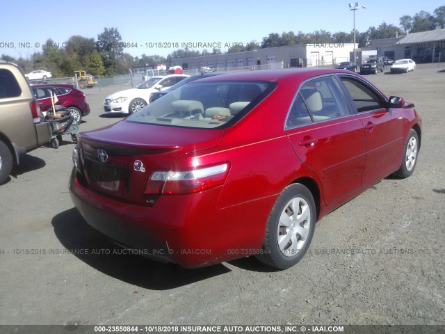 4T1BE46K27U155030 - 2007 TOYOTA CAMRY NEW GENERAT CE/LE/XLE/SE RED photo 4