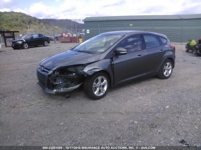 1FADP3K28DL379918 - 2013 FORD FOCUS SE GRAY photo 2