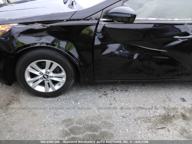 5NPEB4AC0BH066909 - 2011 HYUNDAI SONATA GLS BLACK photo 6