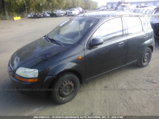 KL1TD62654B277752 - 2004 CHEVROLET AVEO BLACK photo 2