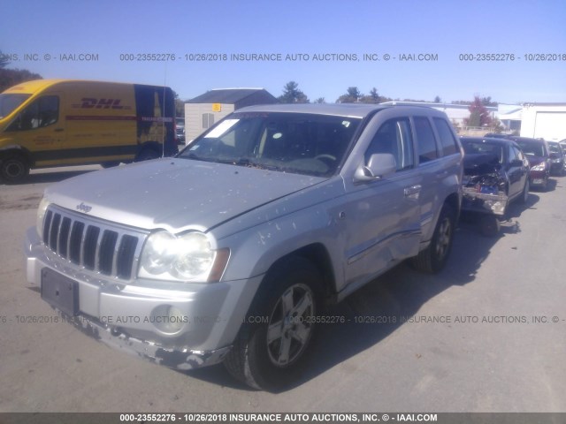 1J4HR58N85C728672 - 2005 JEEP GRAND CHEROKEE LIMITED SILVER photo 2