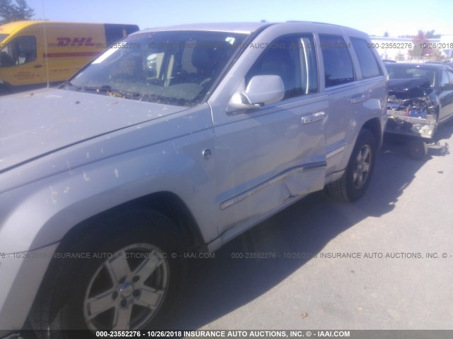 1J4HR58N85C728672 - 2005 JEEP GRAND CHEROKEE LIMITED SILVER photo 6