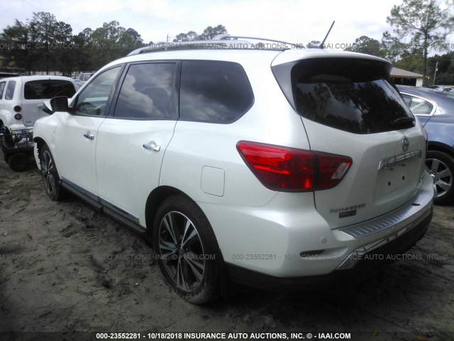 5N1DR2MNXJC647865 - 2018 NISSAN PATHFINDER S/SV/SL/PLATINUM WHITE photo 3