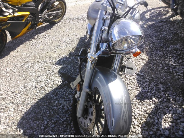 JS1VS55AX72107841 - 2007 SUZUKI VL800 SILVER photo 5