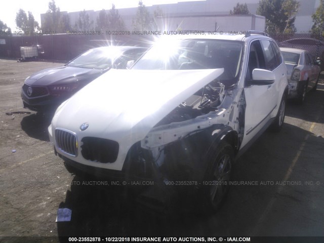 5UXFE83579L171906 - 2009 BMW X5 XDRIVE48I WHITE photo 2