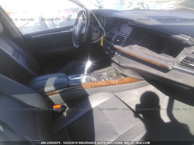 5UXFE83579L171906 - 2009 BMW X5 XDRIVE48I WHITE photo 5