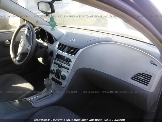 1G1ZG57B48F161525 - 2008 CHEVROLET MALIBU LS ნაცრისფერი ფოტო 5