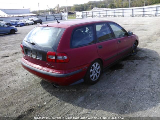 YV1VW2553YF472782 - 2000 VOLVO V40 RED photo 4