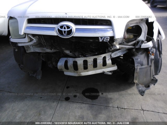 5TDZT34A35S254325 - 2005 TOYOTA SEQUOIA SR5 WHITE photo 6