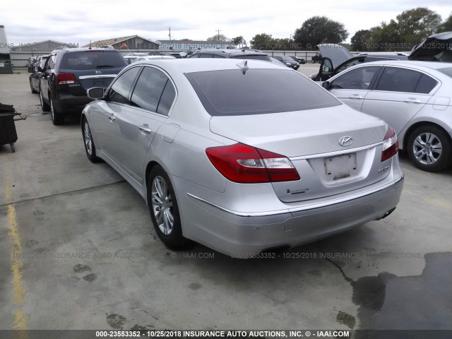 KMHGC4DD0CU186206 - 2012 HYUNDAI GENESIS 3.8L SILVER photo 3