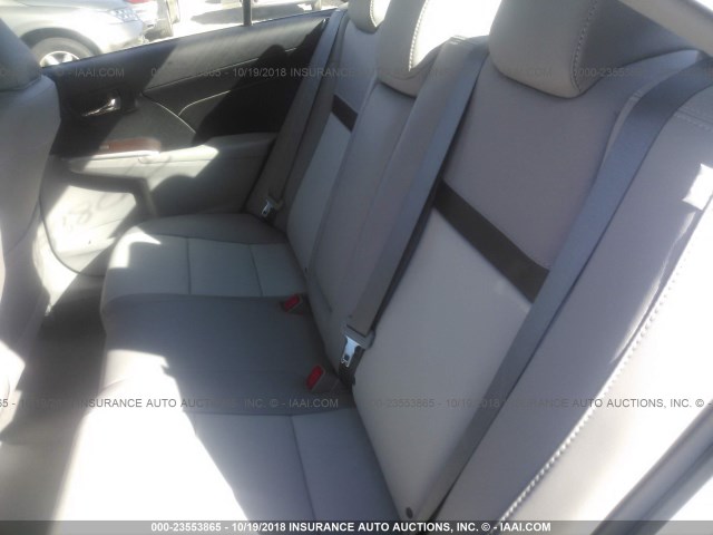 4T1BF1FKXEU844824 - 2014 TOYOTA CAMRY L/SE/LE/XLE Gümüş foto 8