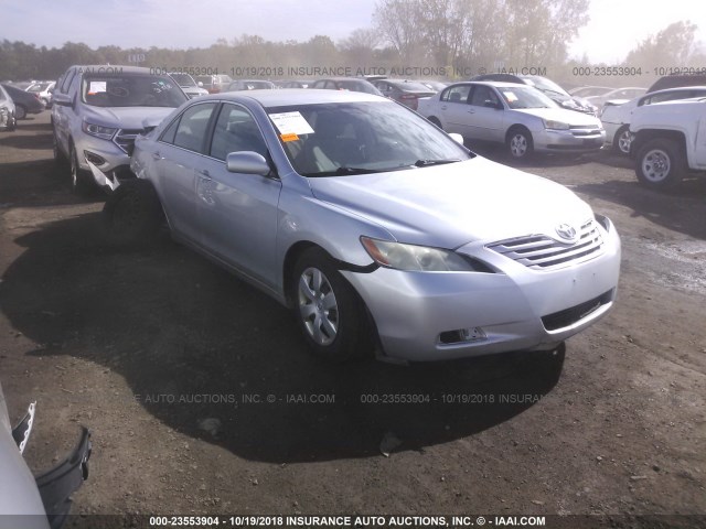 4T1BE46K07U050101 - 2007 TOYOTA CAMRY NEW GENERAT CE/LE/XLE/SE SILVER photo 1
