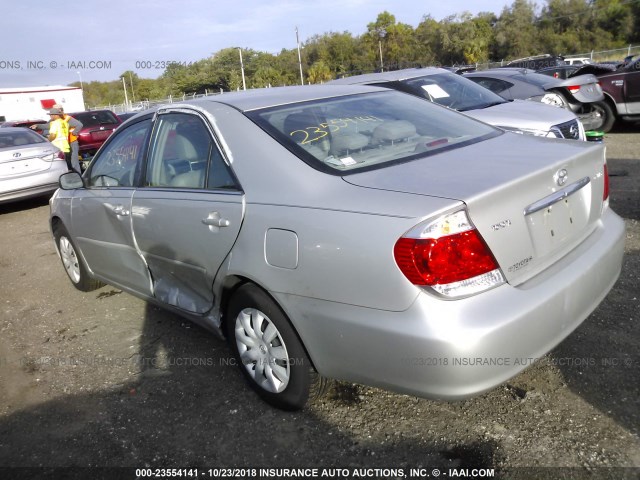 4T1BE32K16U143319 - 2006 TOYOTA CAMRY LE/XLE/SE SILVER photo 3