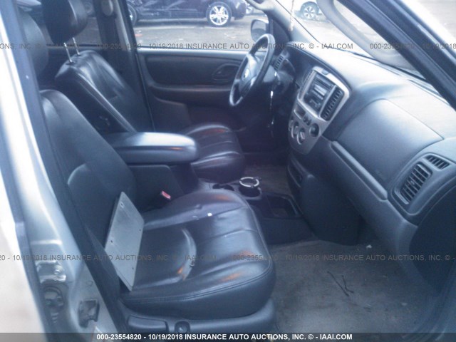 4F2CZ961X4KM20687 - 2004 MAZDA TRIBUTE ES 银色 照片 5