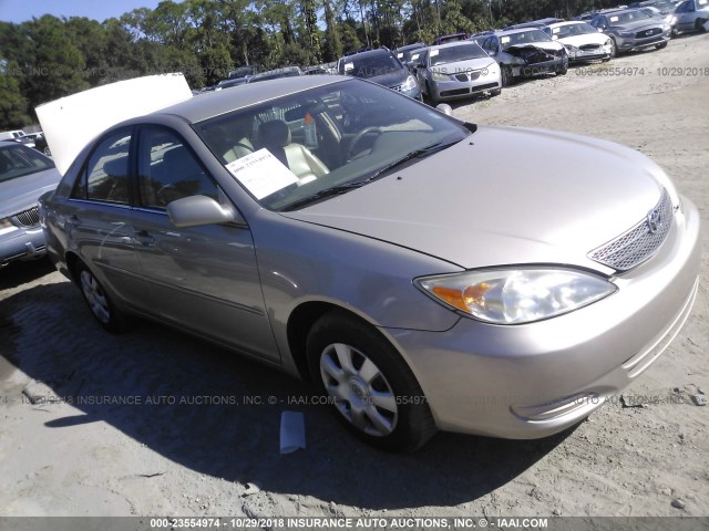 4T1BE32K04U822589 - 2004 TOYOTA CAMRY LE/XLE/SE GOLD photo 1