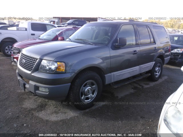 1FMPU16L83LB00730 - 2003 FORD EXPEDITION XLT GRAY photo 2