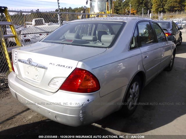 4T1BF28B5YU046626 - 2000 TOYOTA AVALON XL/XLS ვერცხლისფერი ფოტო 4
