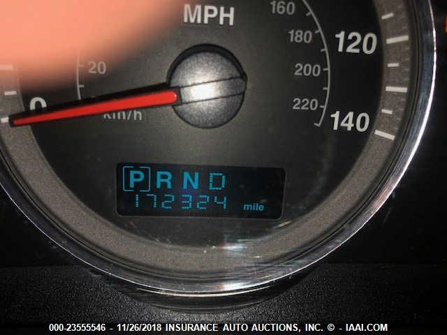 1J8HG48K16C342780 - 2006 JEEP COMMANDER SILVER photo 7