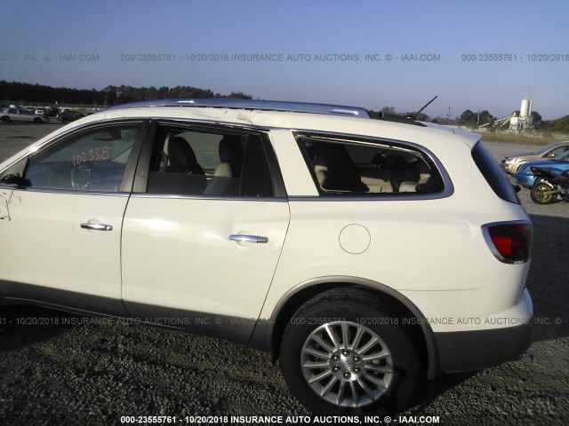 5GALRBED0AJ154084 - 2010 BUICK ENCLAVE CXL WHITE photo 6