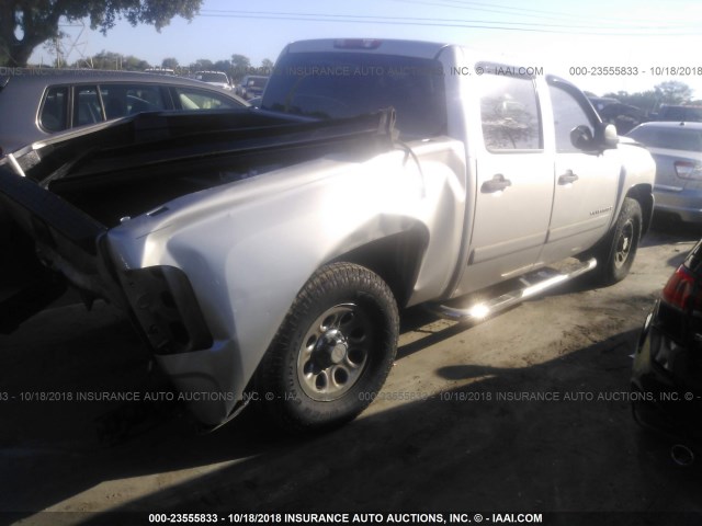 2GCEC13J771549667 - 2007 CHEVROLET SILVERADO C1500 CREW CAB GRAY photo 4