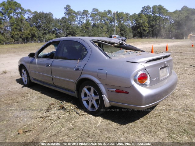 JN1DA31D12T401174 - 2002 NISSAN MAXIMA GLE/GXE/SE GRAY photo 3