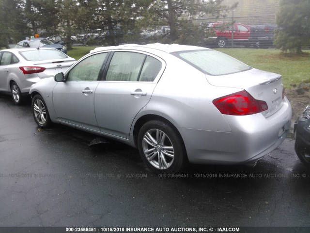 JN1CV6AR8FM520157 - 2015 INFINITI Q40 SILVER photo 3