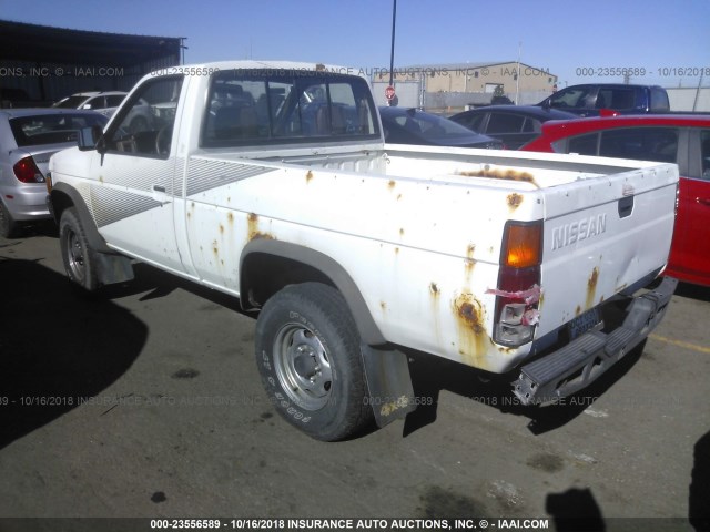 1N6ND11Y4JC372149 - 1988 NISSAN D21 SHORT BED WHITE photo 3