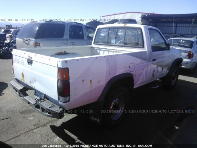 1N6ND11Y4JC372149 - 1988 NISSAN D21 SHORT BED WHITE photo 4