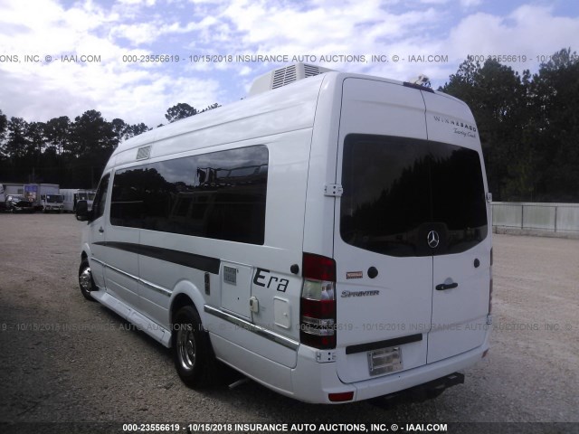 WDAPF4CC7D5763817 - 2013 MERCEDES-BENZ SPRINTER 3500 WHITE photo 3