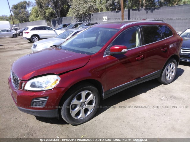 YV4940DZ5D2445913 - 2013 VOLVO XC60 3.2 MAROON photo 2