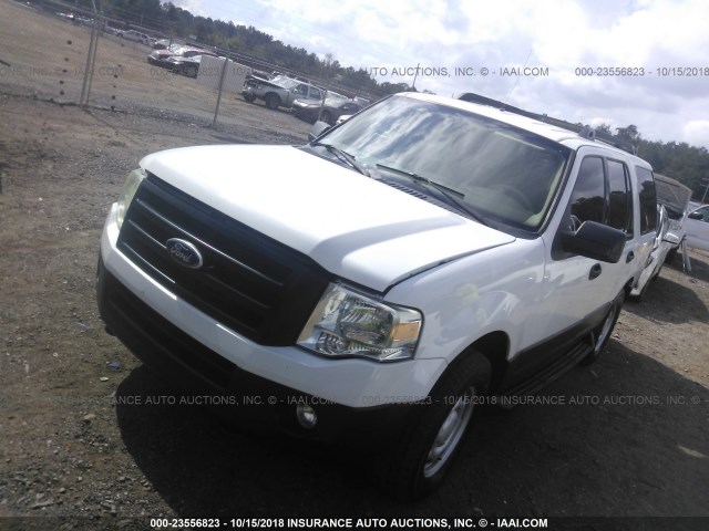 1FMJUL558AEB71322 - 2010 FORD EXPEDITION XLT WHITE photo 2