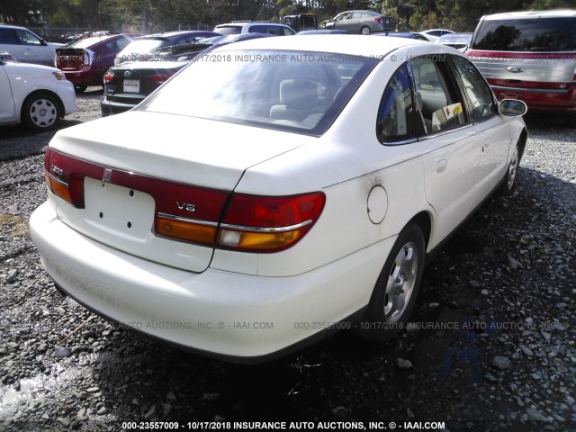 1G8JW54R62Y504026 - 2002 SATURN L300 WHITE photo 4