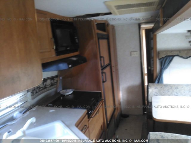 1EC1B302742811350 - 2004 HEARTLAND PRWL28PBHS  奶油色 照片 6