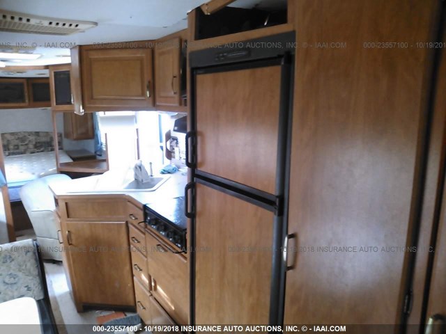 1EC1B302742811350 - 2004 HEARTLAND PRWL28PBHS  奶油色 照片 9