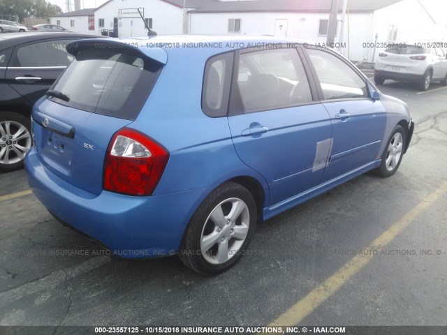 KNAFE161275005289 - 2007 KIA SPECTRA5 SX BLUE photo 4