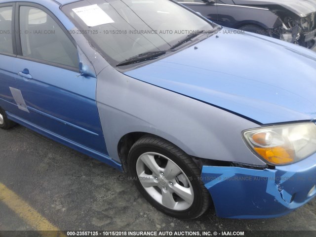 KNAFE161275005289 - 2007 KIA SPECTRA5 SX BLUE photo 6