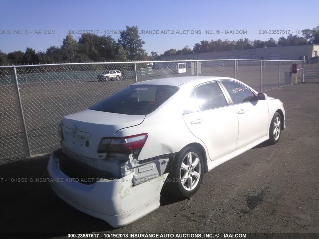4T1BE46K49U907376 - 2009 TOYOTA CAMRY SE/LE/XLE WHITE photo 4