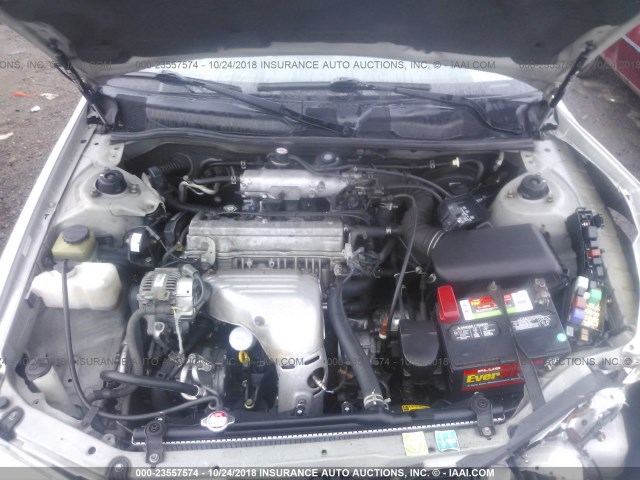 JT2BG22K010573876 - 2001 TOYOTA CAMRY CE/LE/XLE 银色 照片 10