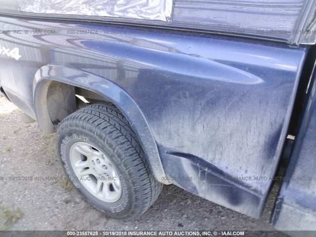 1D7HG32NX4S531599 - 2004 DODGE DAKOTA SPORT 深蓝色 照片 6