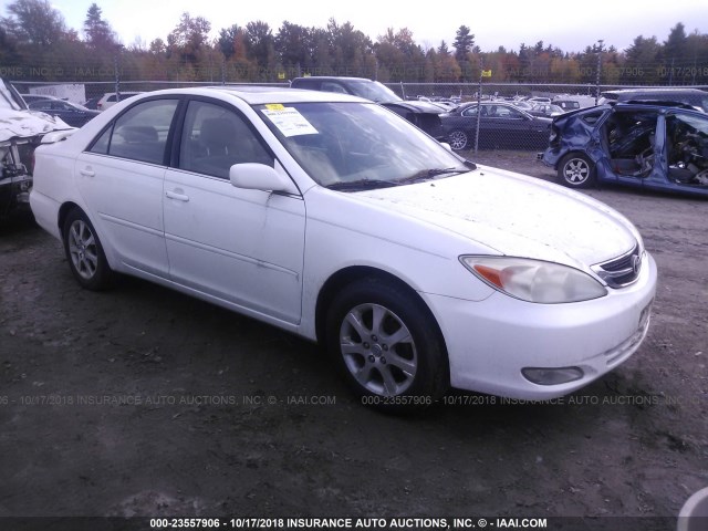 JTDBE32K840274630 - 2004 TOYOTA CAMRY LE/XLE Ақ фото 1