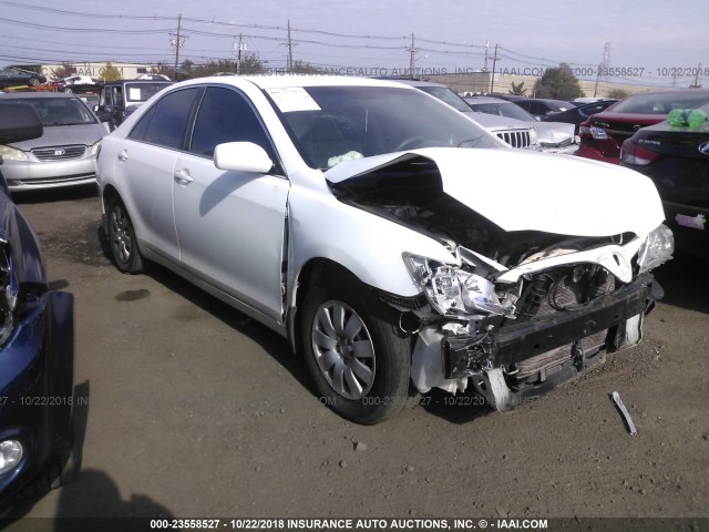 4T1BF3EK8AU542214 - 2010 TOYOTA CAMRY SE/LE/XLE WHITE photo 1