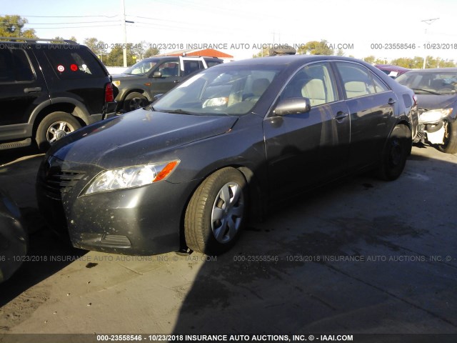 4T1BE46K79U905945 - 2009 TOYOTA CAMRY SE/LE/XLE ნაცრისფერი ფოტო 2