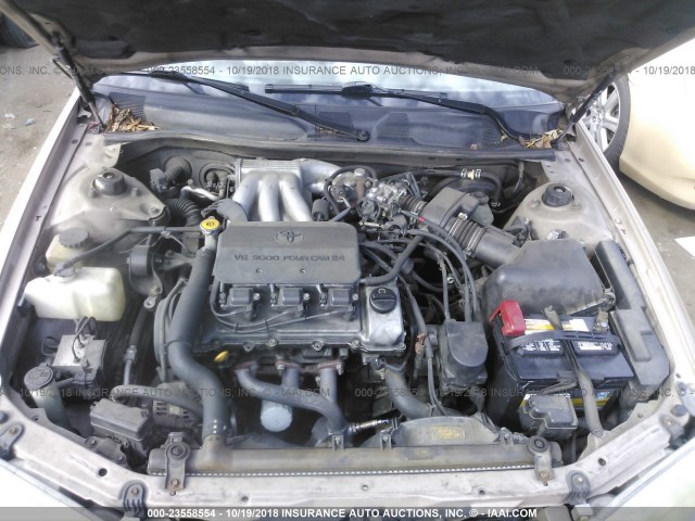 JT2BF28K810321397 - 2001 TOYOTA CAMRY LE/XLE 金色 照片 10