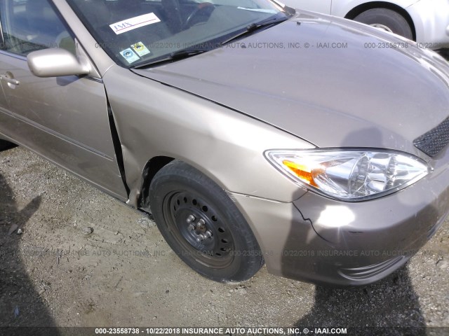 4T1BF30K72U512677 - 2002 TOYOTA CAMRY LE/XLE/SE 棕色 照片 6